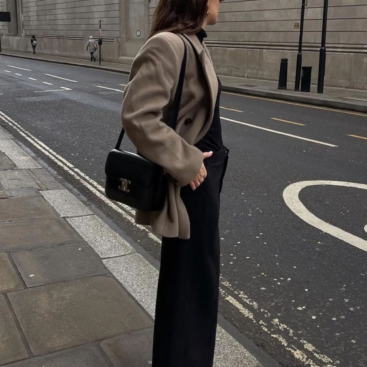 Clacive Moda Allentata Gonna Nera da Donna 2023 Elegante Vita Alta Office Lady Gonne Lunghe Casual Gonna Semplice Femminile Clo
